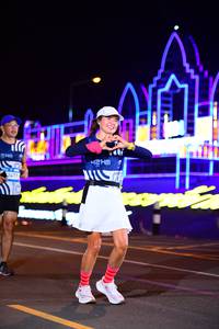 BIB: 14703
                            <button type="button" onclick="openModal(22931786)" class="btn btn-primary btn-sm float-right btn-popup" data-toggle="modal" data-target=".modal-high-quality">
                        <i class="fas fa-shopping-cart"></i> Add to Cart
                    </button>
                                            <button type="button" onclick="isThisMe(22931786, true)" class="btn btn-success btn-sm float-right btn-popup btn-isme hidden" data-toggle="tooltip" data-placement="bottom" title="นี่คือรูปของคุณใช่ไหม คลิกที่นี่เพื่อเอาเข้าอัลบั้ม">
                        <i class="fas fa-plus"></i> Add to album
                    </button>
                    <button type="button" onclick="isThisMe(22931786, false)" class="btn btn-warning btn-sm float-right btn-popup btn-isnotme hidden">
                        <i class="fas fa-ban"></i> Remove from album
                    </button>